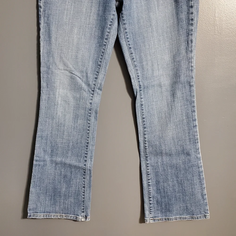 Levi's 515 Blue Boot Cut Jeans Women's Waist 16 Long